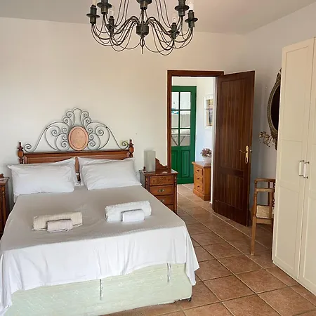 Casa Tara - 5 Bedroom, 4 Bathroom With Private Pool Villa