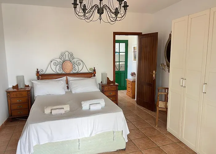 Casa Tara - 5 Bedroom, 4 Bathroom With Private Pool 别墅